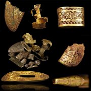 英国居民在农田挖出史无空前的大规模黄金宝藏