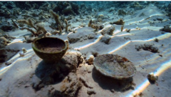 考古团队用探宝器考古