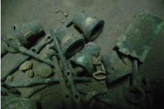 河南陈某使用EPX9900探测器找到大量铜器