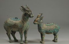 陕西宝鸡石鼓山村有村民挖出商末周初的青铜器